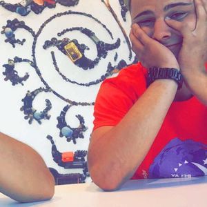 Meet your Posher, Casey